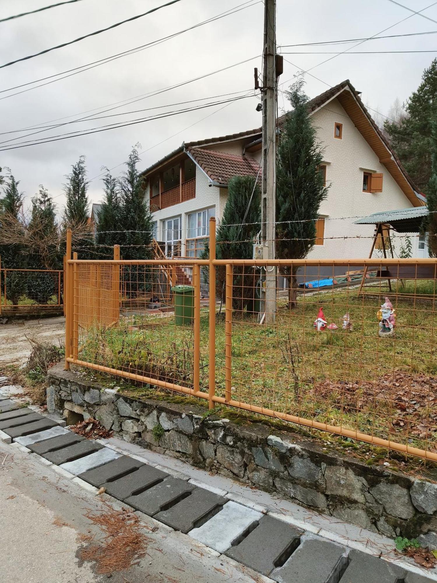 Casa Dintre Meri Пояна-Мерулуй Екстер'єр фото